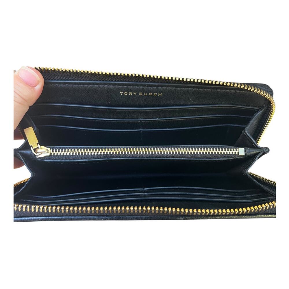 Tory Burch Kira Chevron Quilted Leather Zip Continental Wallet Black Gold - Picture 6 of 8